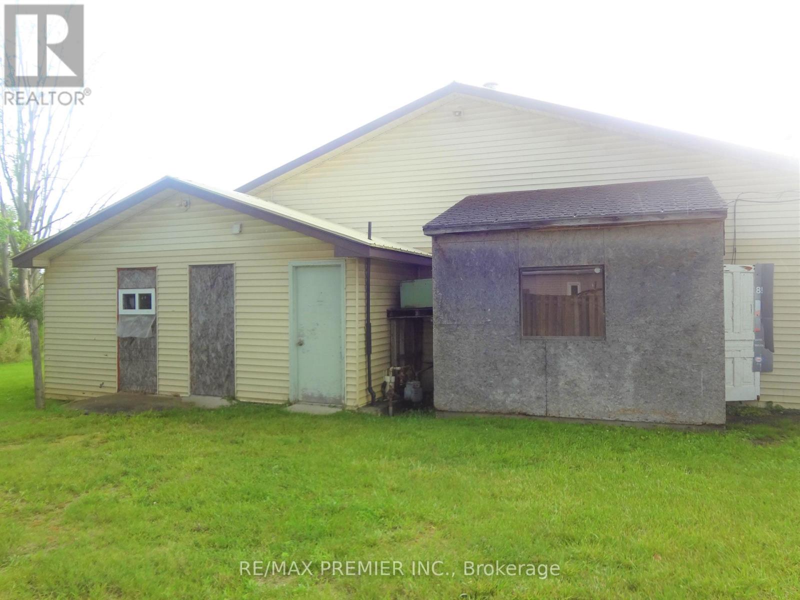 33 Main Street W, Haldimand, Ontario  N0A 1P0 - Photo 3 - X13723680