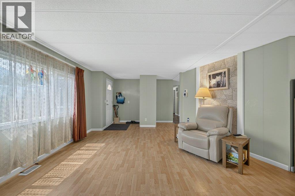 1361 30 Street Se Unit# 45, Salmon Arm, British Columbia  V1E 2N4 - Photo 8 - 10395413