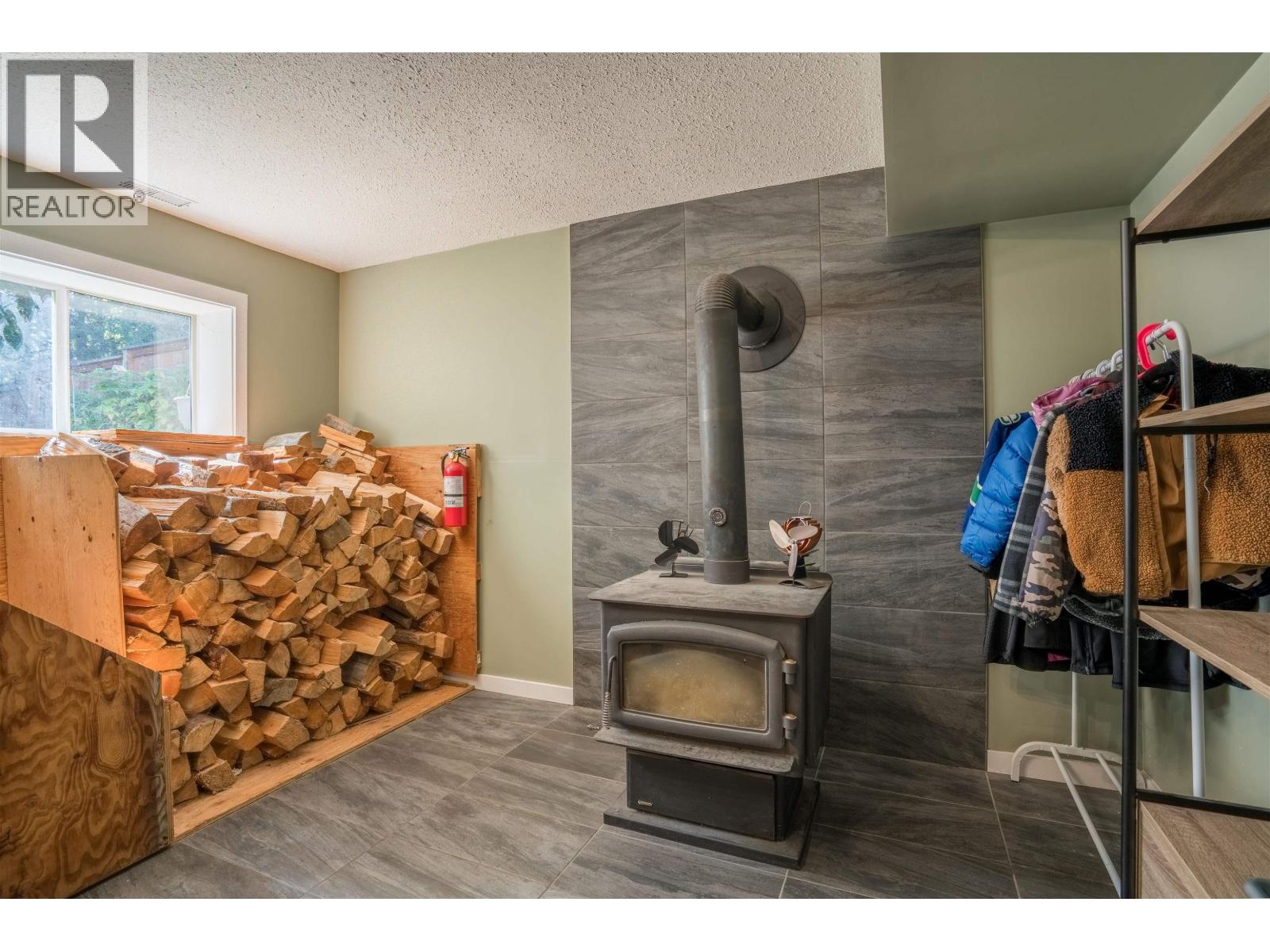 5423 Woodoak Crescent, Prince George, British Columbia  V2K 5A6 - Photo 19 - R3159663