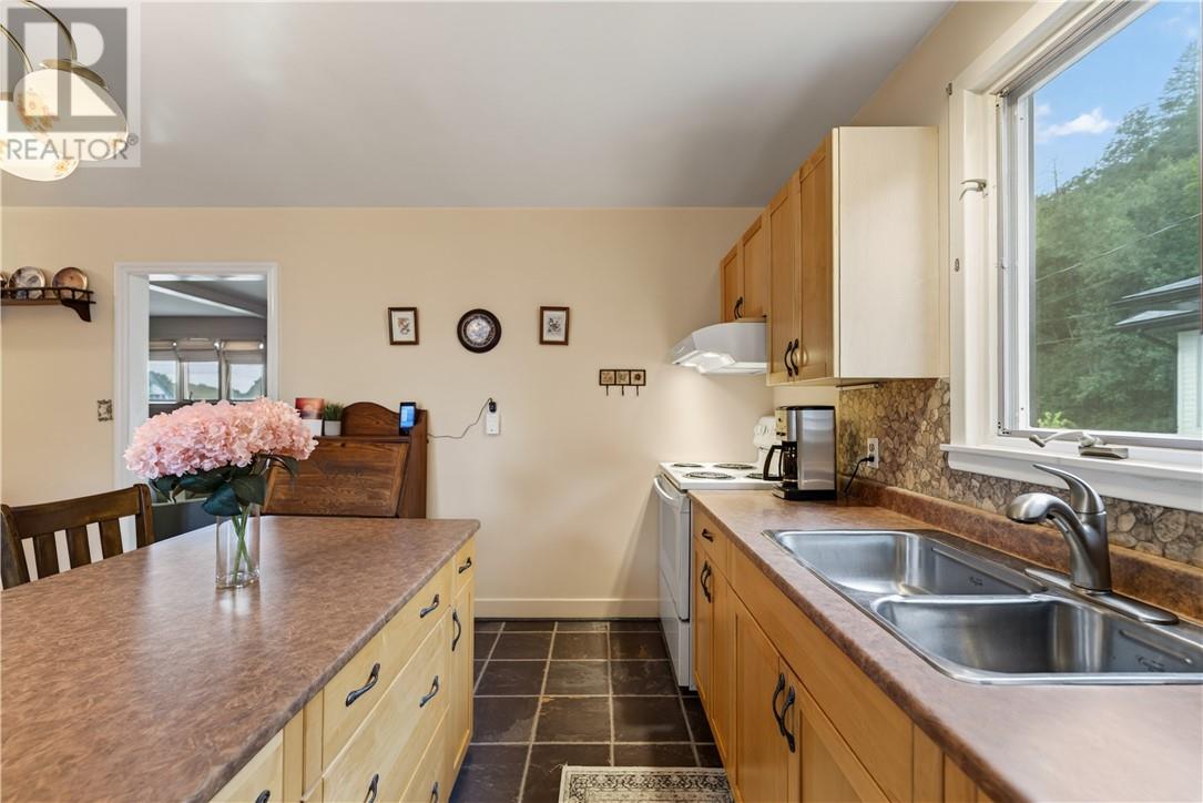 106 Rockview Road, Levack, Ontario  P0M 2C0 - Photo 22 - 2130075