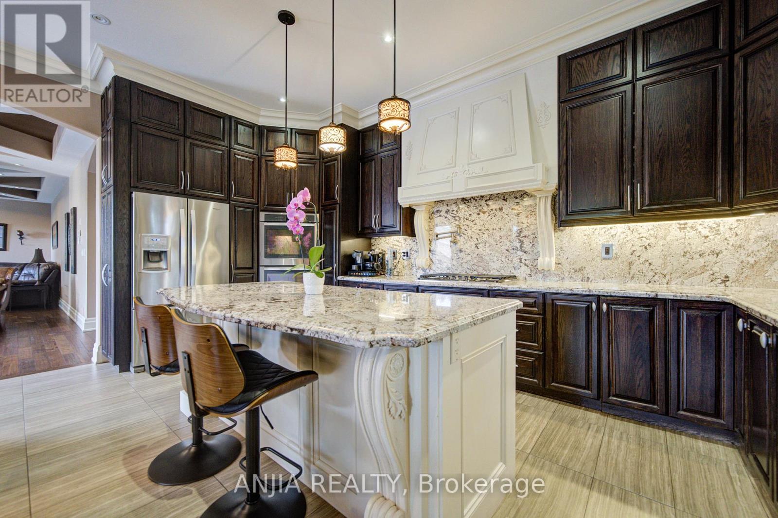 452 Fernleigh Circle S, Richmond Hill, Ontario L4C 1E6 - Photo 14 - N13530394