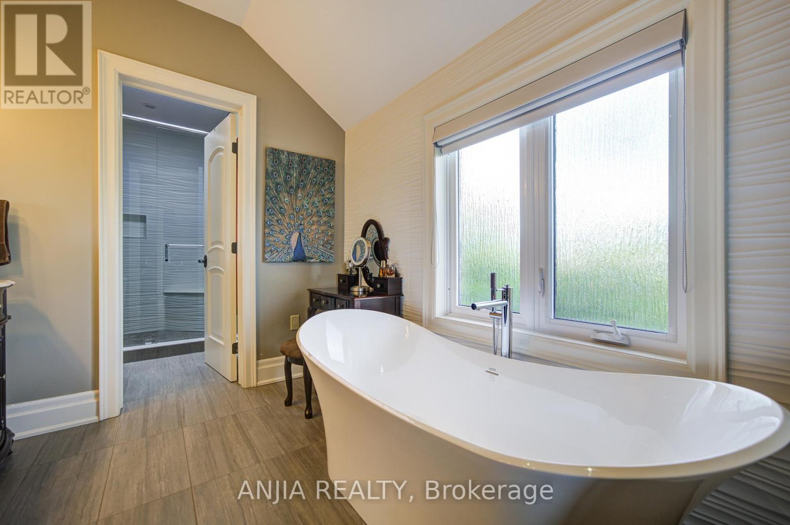 452 Fernleigh Circle S, Richmond Hill, Ontario L4C 1E6 - Photo 22 - N13530394