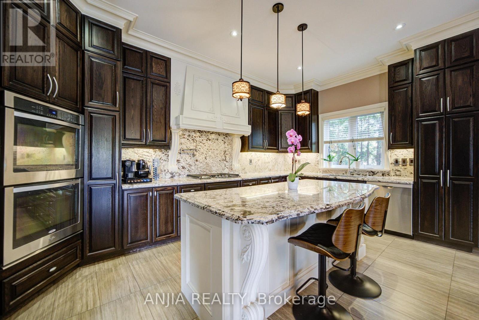 452 Fernleigh Circle S, Richmond Hill, Ontario L4C 1E6 - Photo 13 - N13530394