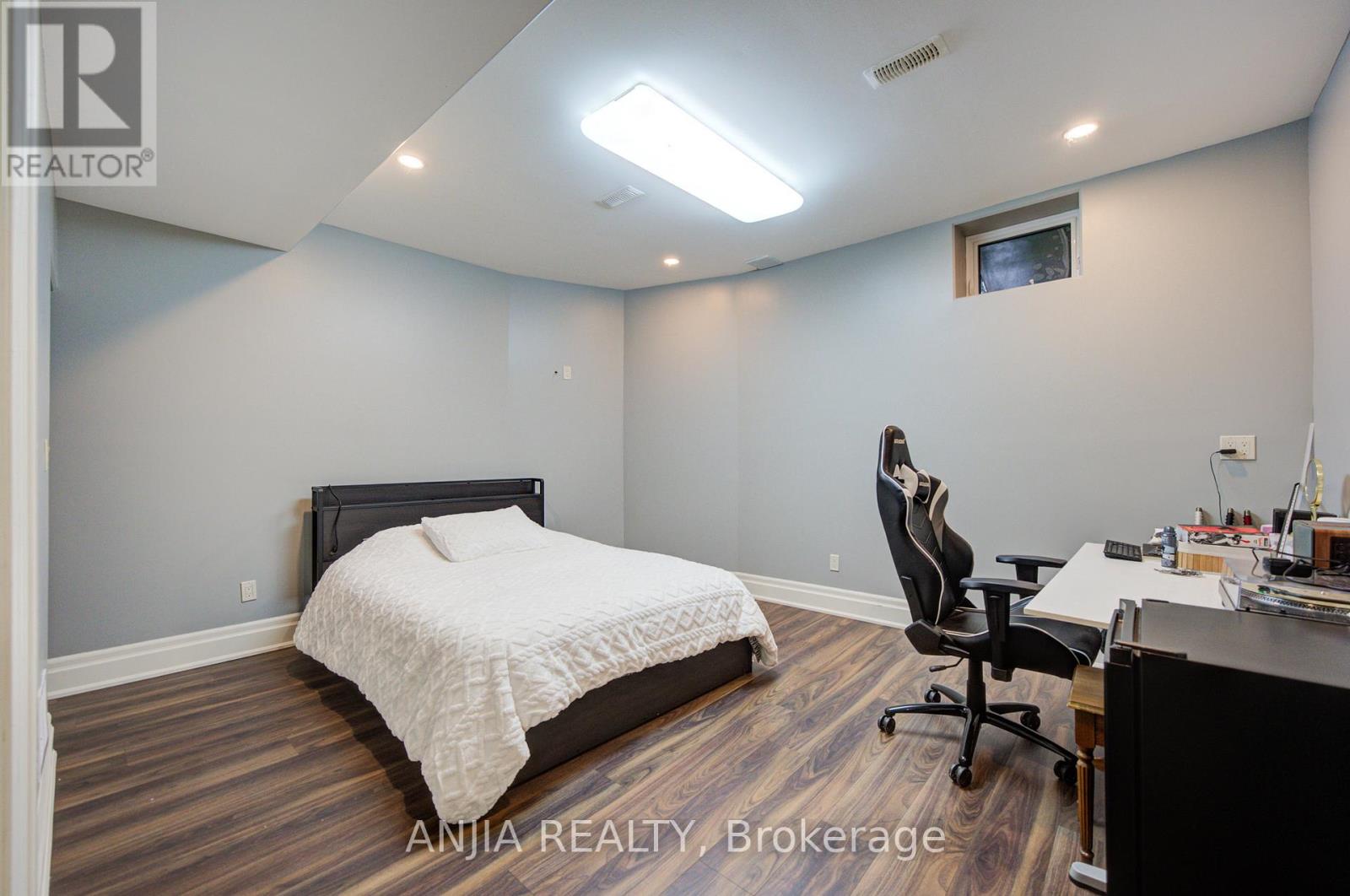 452 Fernleigh Circle S, Richmond Hill, Ontario L4C 1E6 - Photo 36 - N13530394