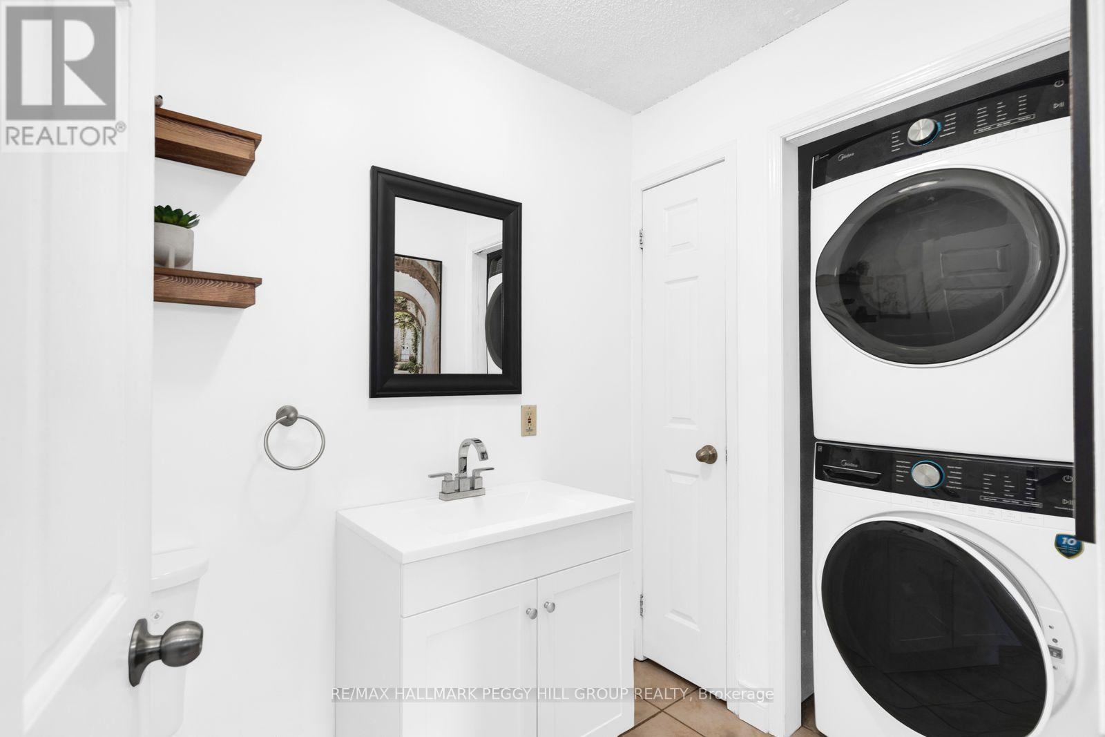 10 Rosewood Avenue, Springwater, Ontario  L9X 0P5 - Photo 7 - S13717402