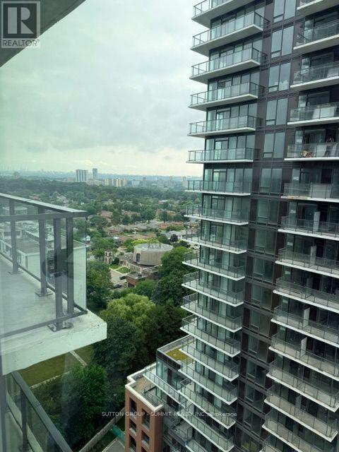1807 - 4010 Eglinton Avenue W, Toronto, Ontario  M9A 0G5 - Photo 7 - W13722762