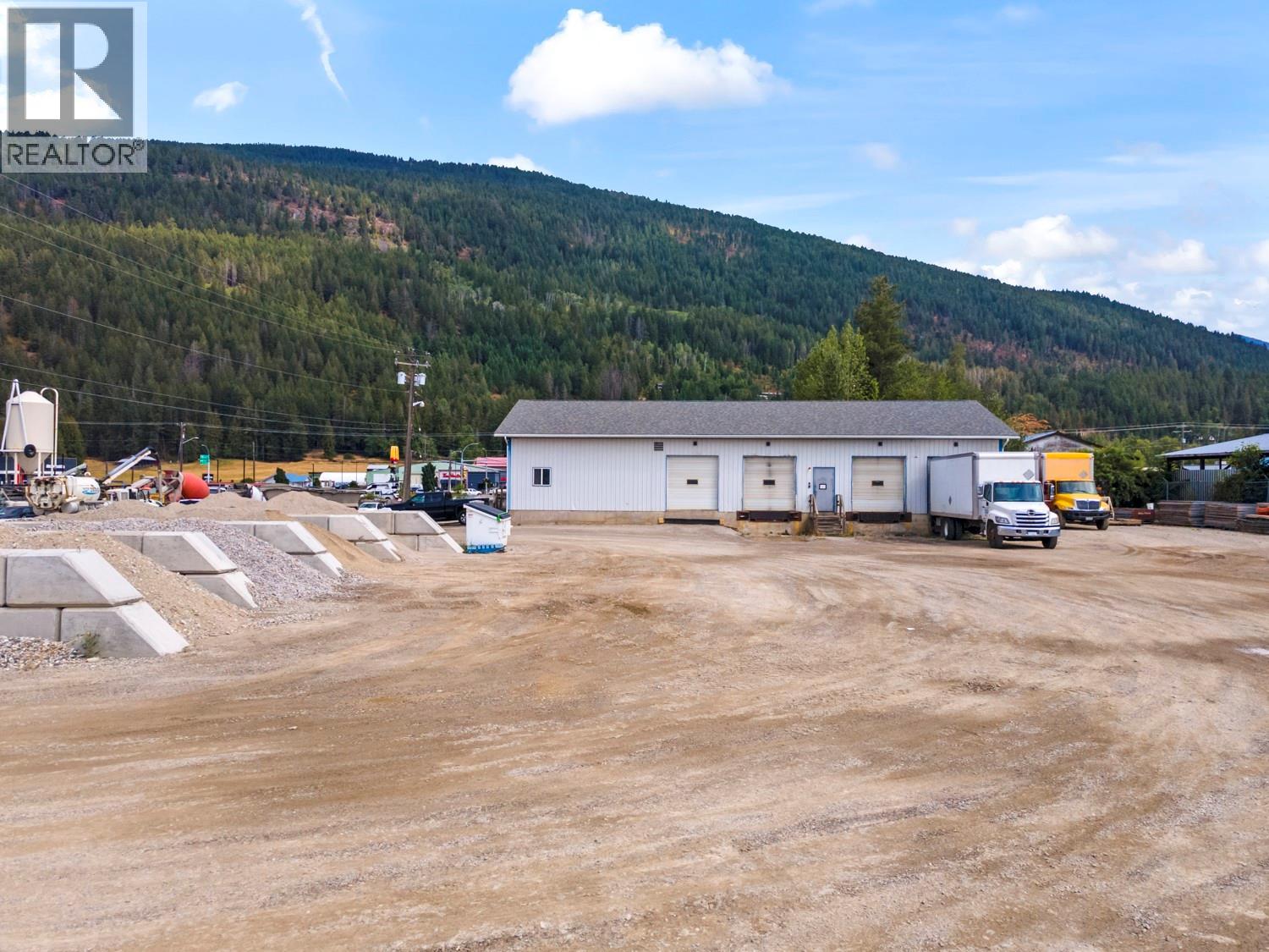 139 Collis Street, Creston, British Columbia V0B 1G6 - Photo 6 - 10398226