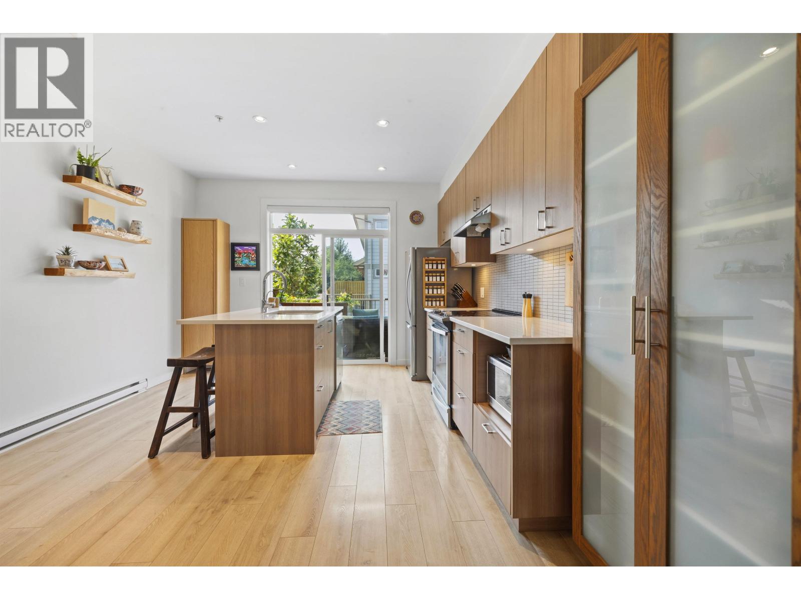 4 1188 Wilson Crescent, Squamish, British Columbia  V8B 0A9 - Photo 6 - R3159653