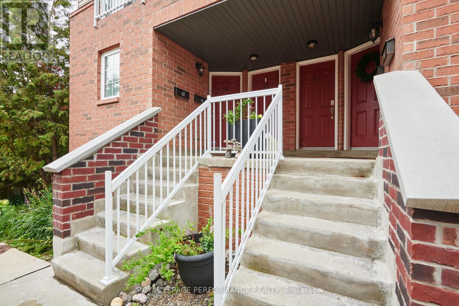 64 Mayflower Private, Ottawa, Ontario  K2B 0A2 - Photo 4 - X13723800