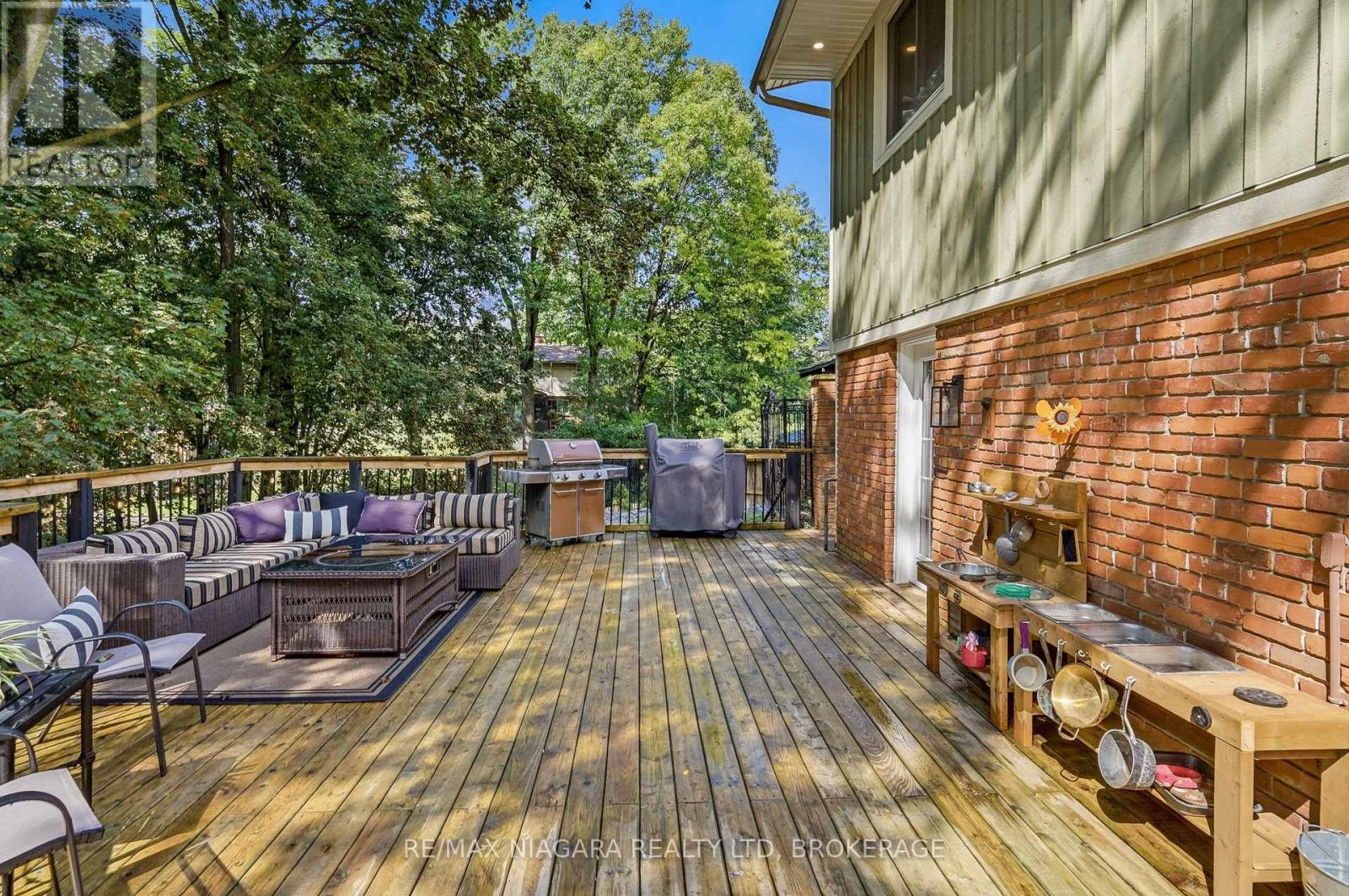 25 Berkhout Terrace, Pelham, Ontario  L0S 1E2 - Photo 40 - X13723926