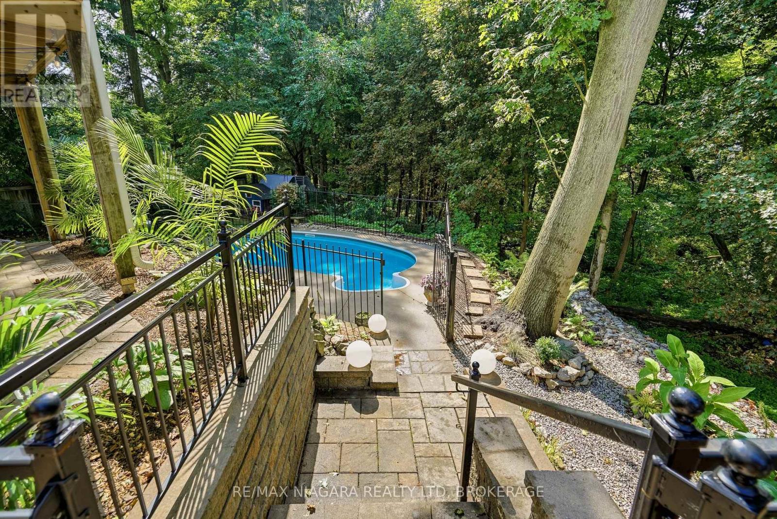 25 Berkhout Terrace, Pelham, Ontario  L0S 1E2 - Photo 42 - X13723926