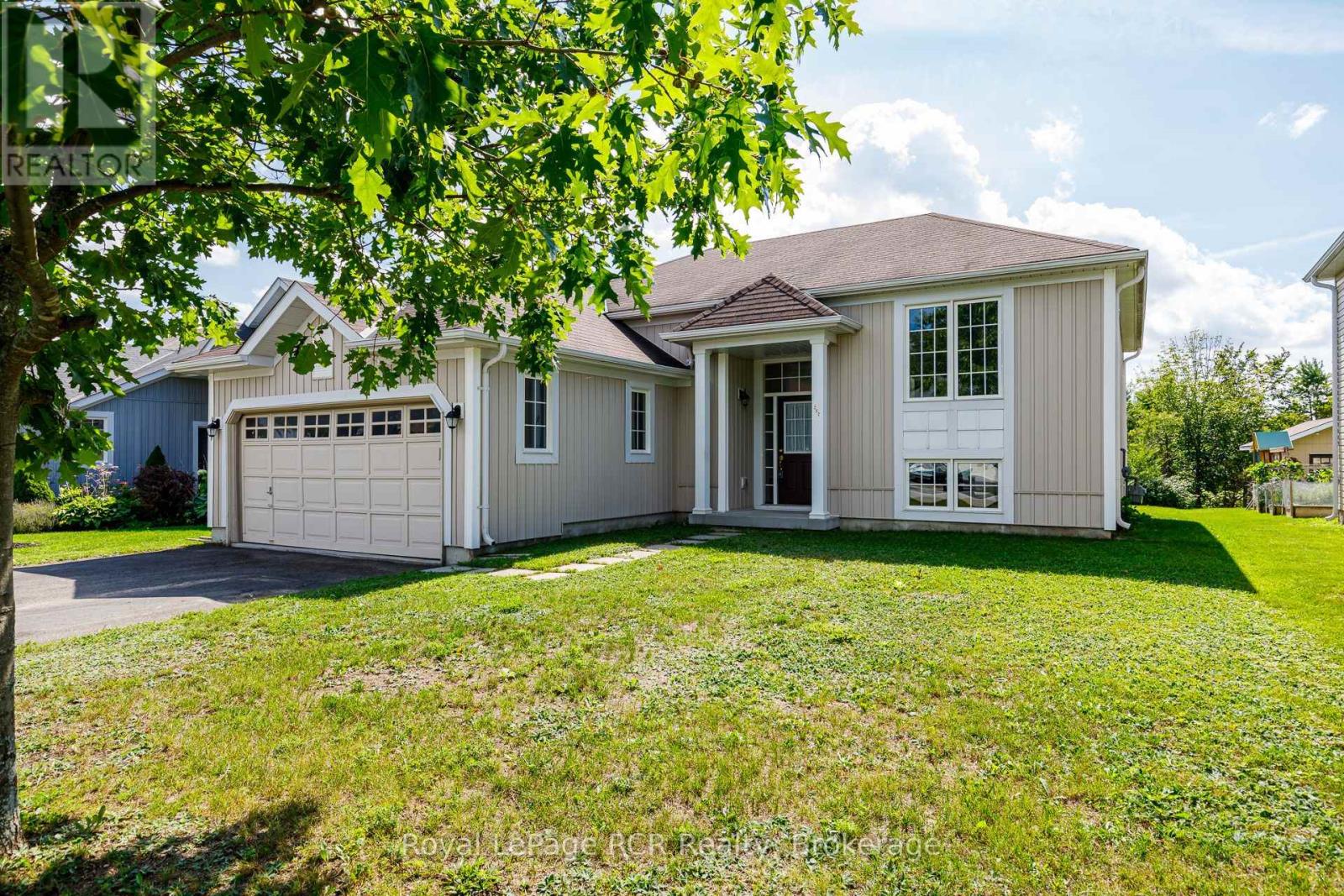 252 Spruce Street, Clearview, Ontario  L0M 1S0 - Photo 1 - S13723870