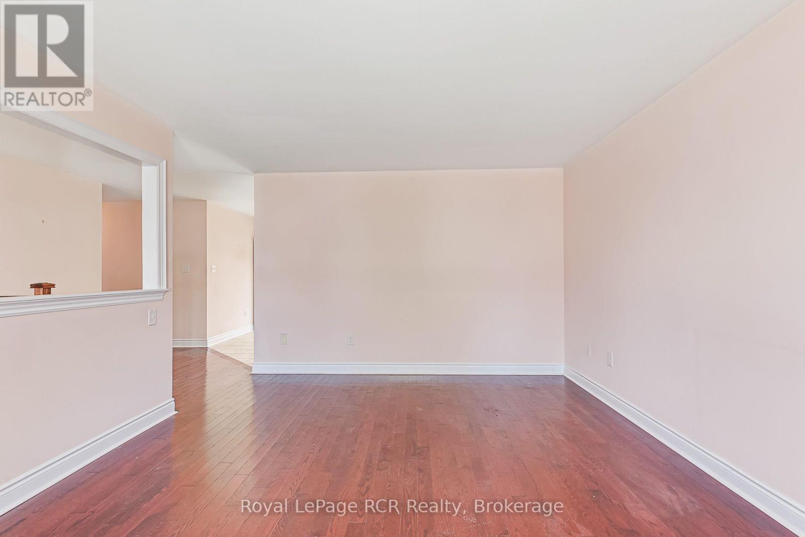 252 Spruce Street, Clearview, Ontario  L0M 1S0 - Photo 10 - S13723870