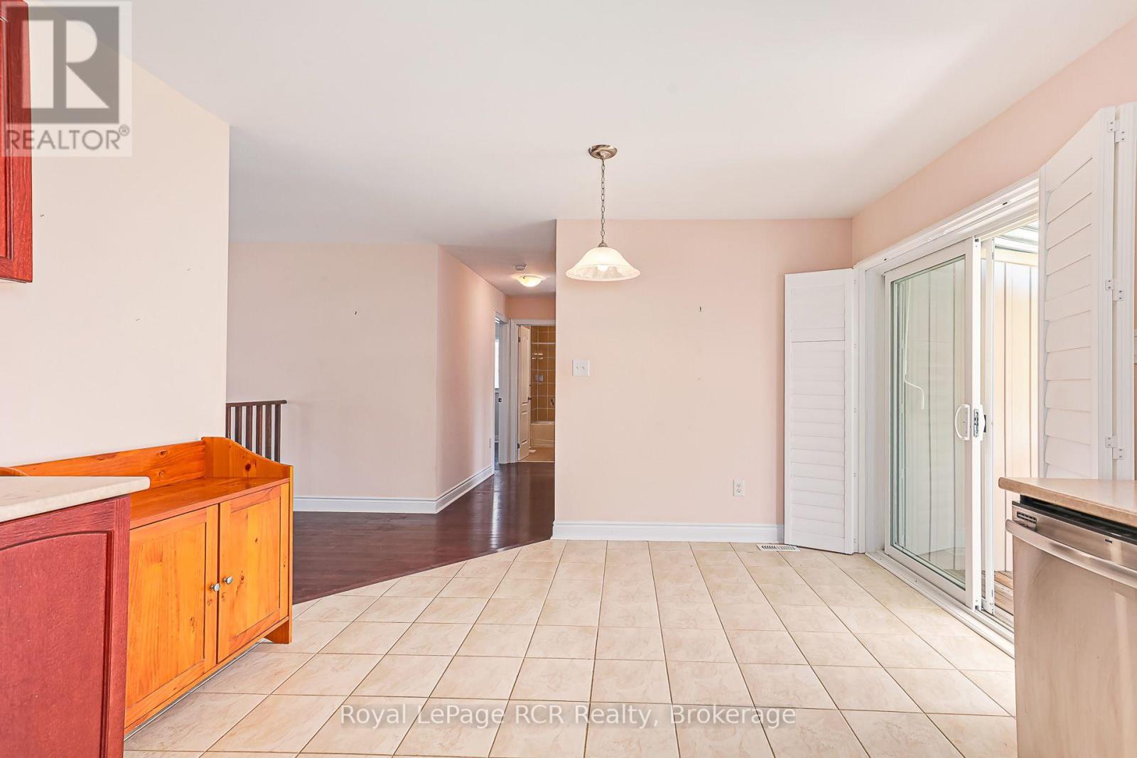 252 Spruce Street, Clearview, Ontario  L0M 1S0 - Photo 15 - S13723870