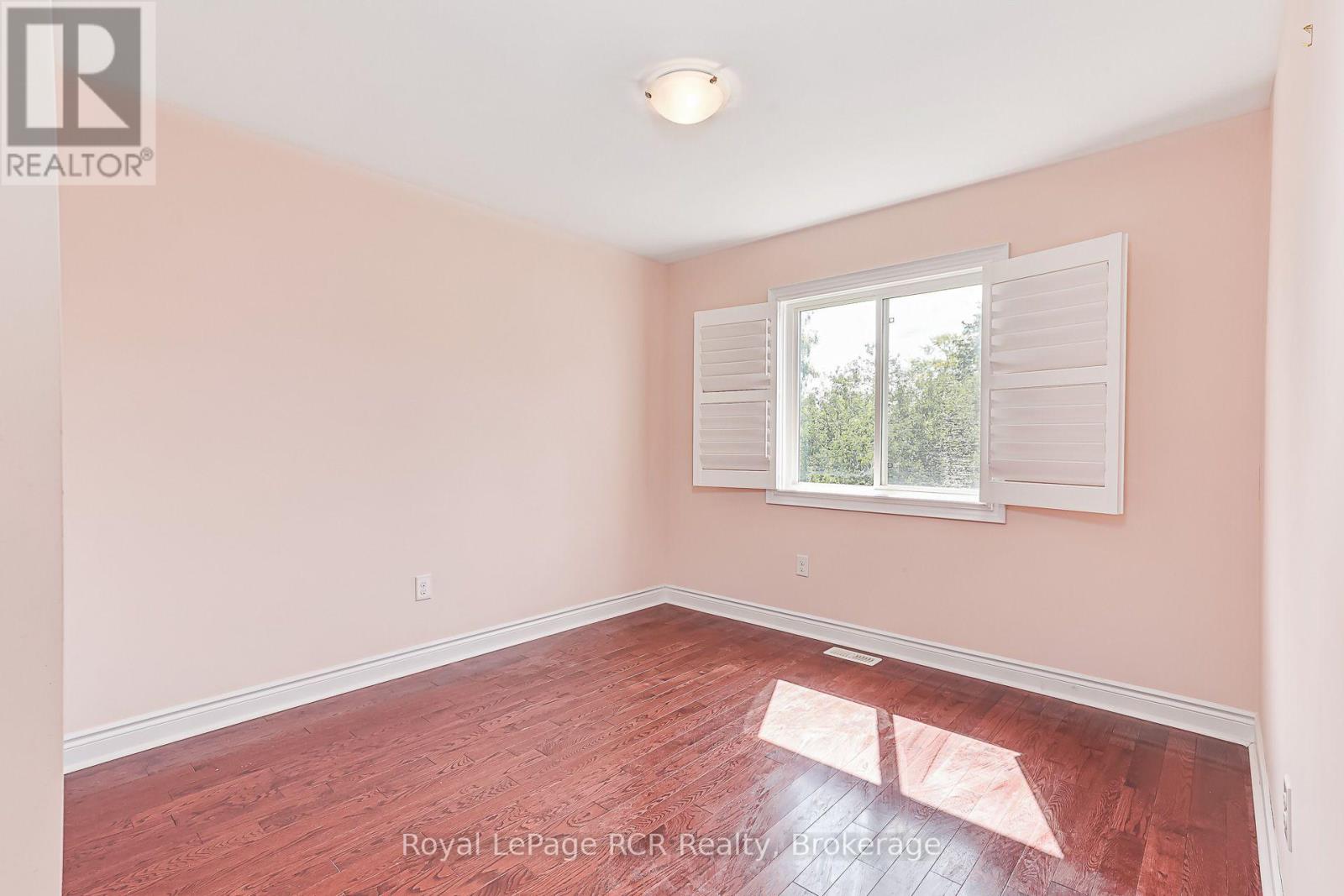 252 Spruce Street, Clearview, Ontario  L0M 1S0 - Photo 18 - S13723870