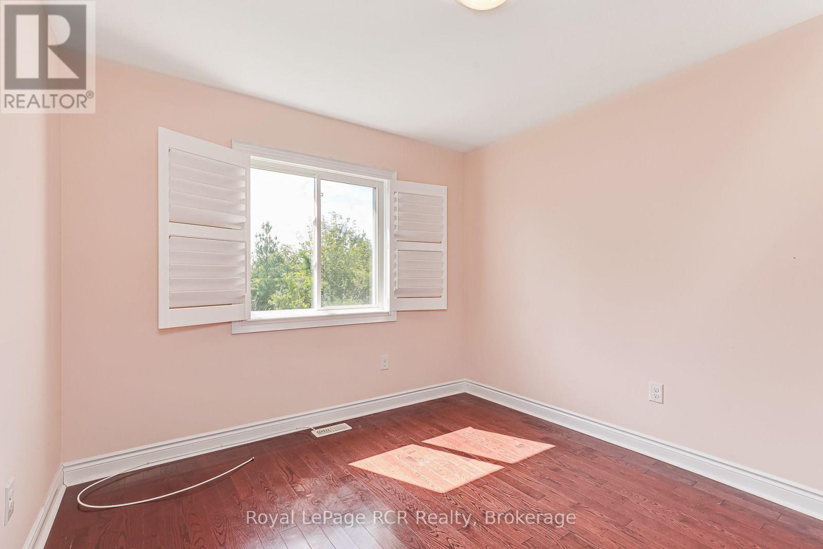 252 Spruce Street, Clearview, Ontario  L0M 1S0 - Photo 20 - S13723870
