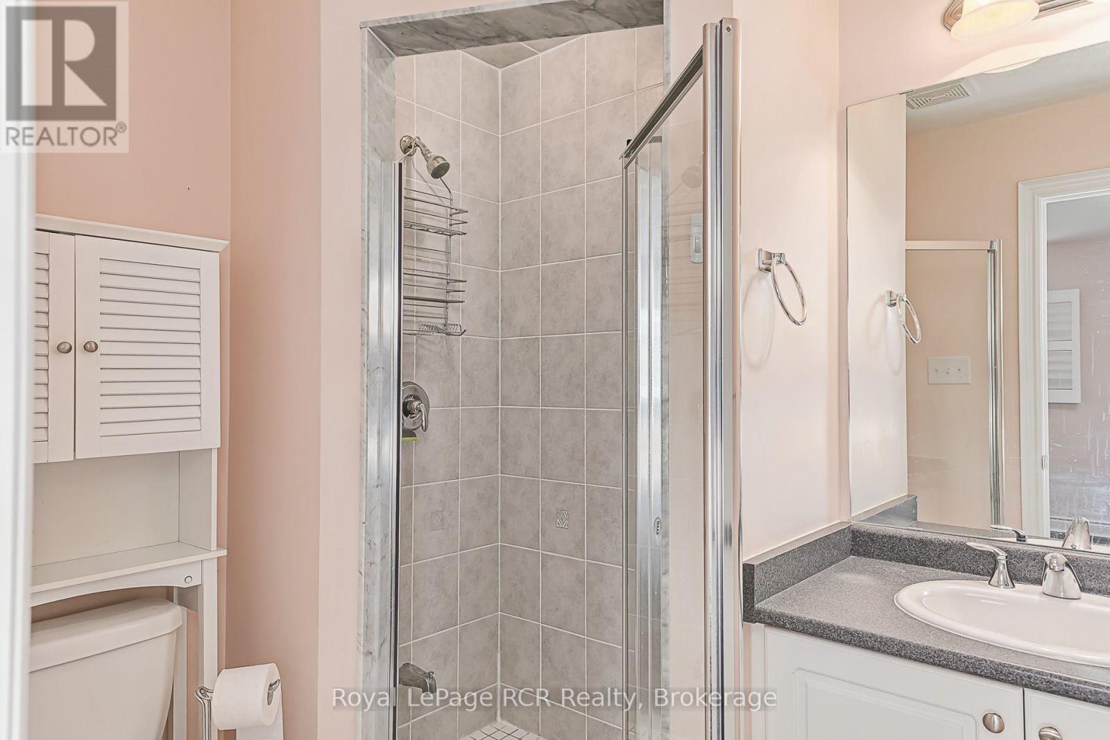 252 Spruce Street, Clearview, Ontario  L0M 1S0 - Photo 25 - S13723870