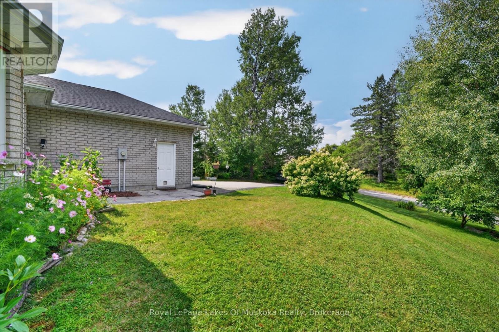 140 Simpson Street, Burk's Falls, Ontario  P0A 1C0 - Photo 30 - X13723804