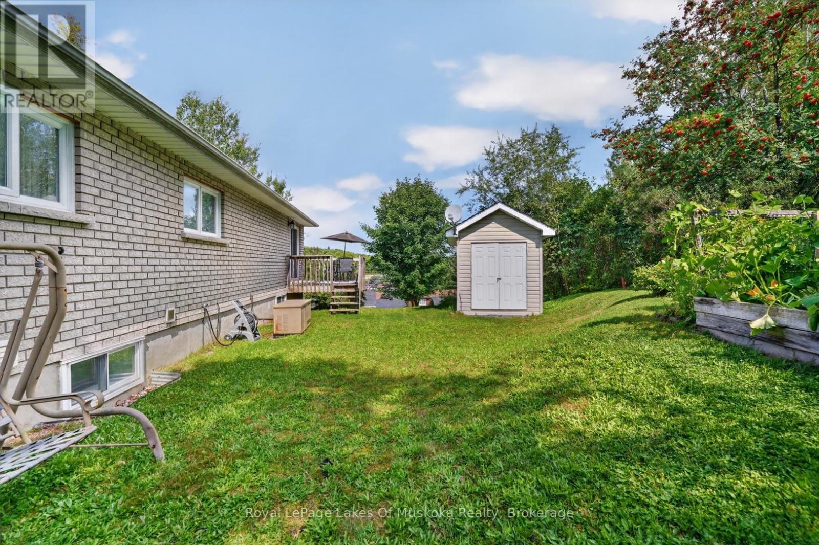 140 Simpson Street, Burk's Falls, Ontario  P0A 1C0 - Photo 32 - X13723804