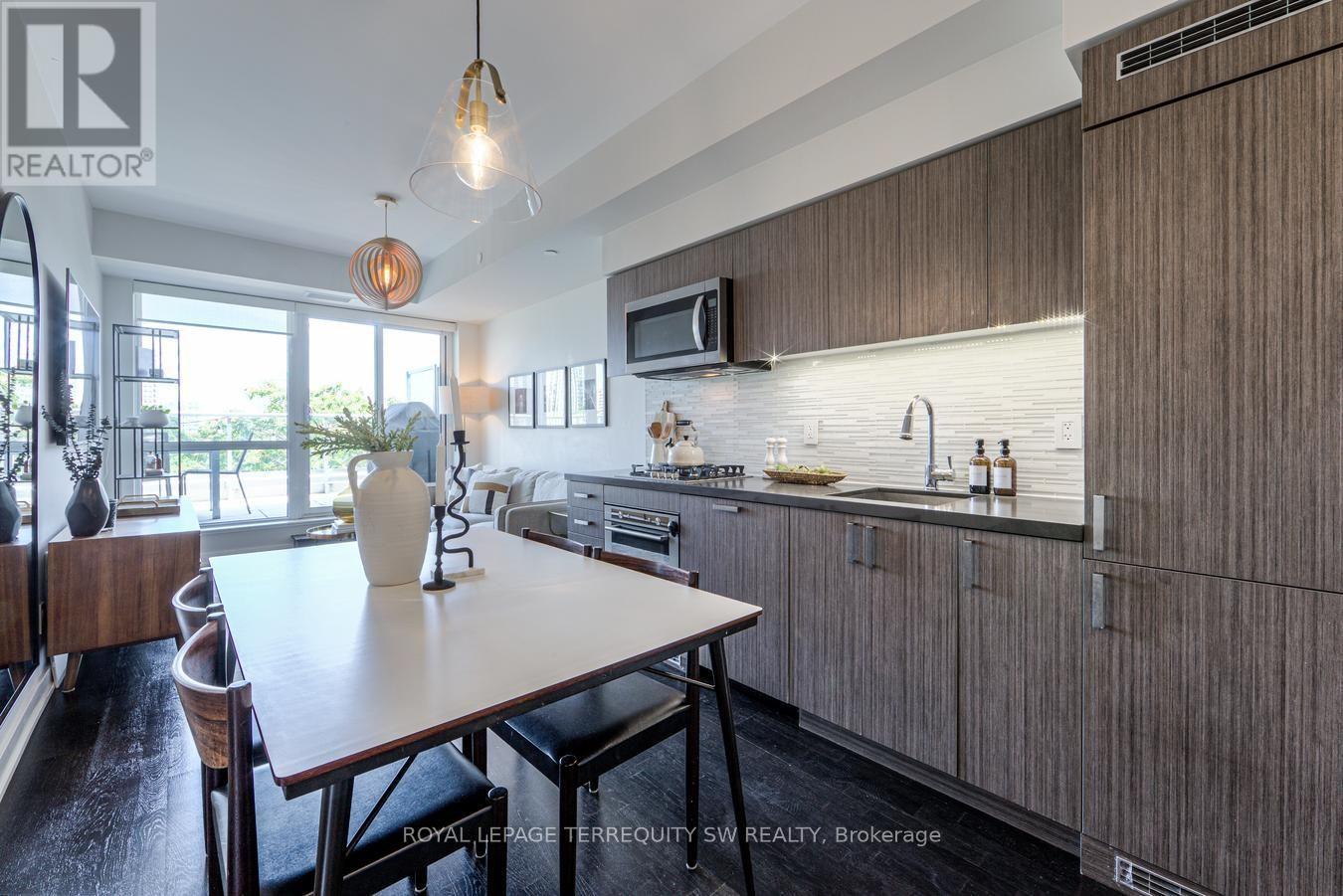 510 - 501 St. Clair Avenue W, Toronto, Ontario  M5P 0A2 - Photo 3 - C13723834