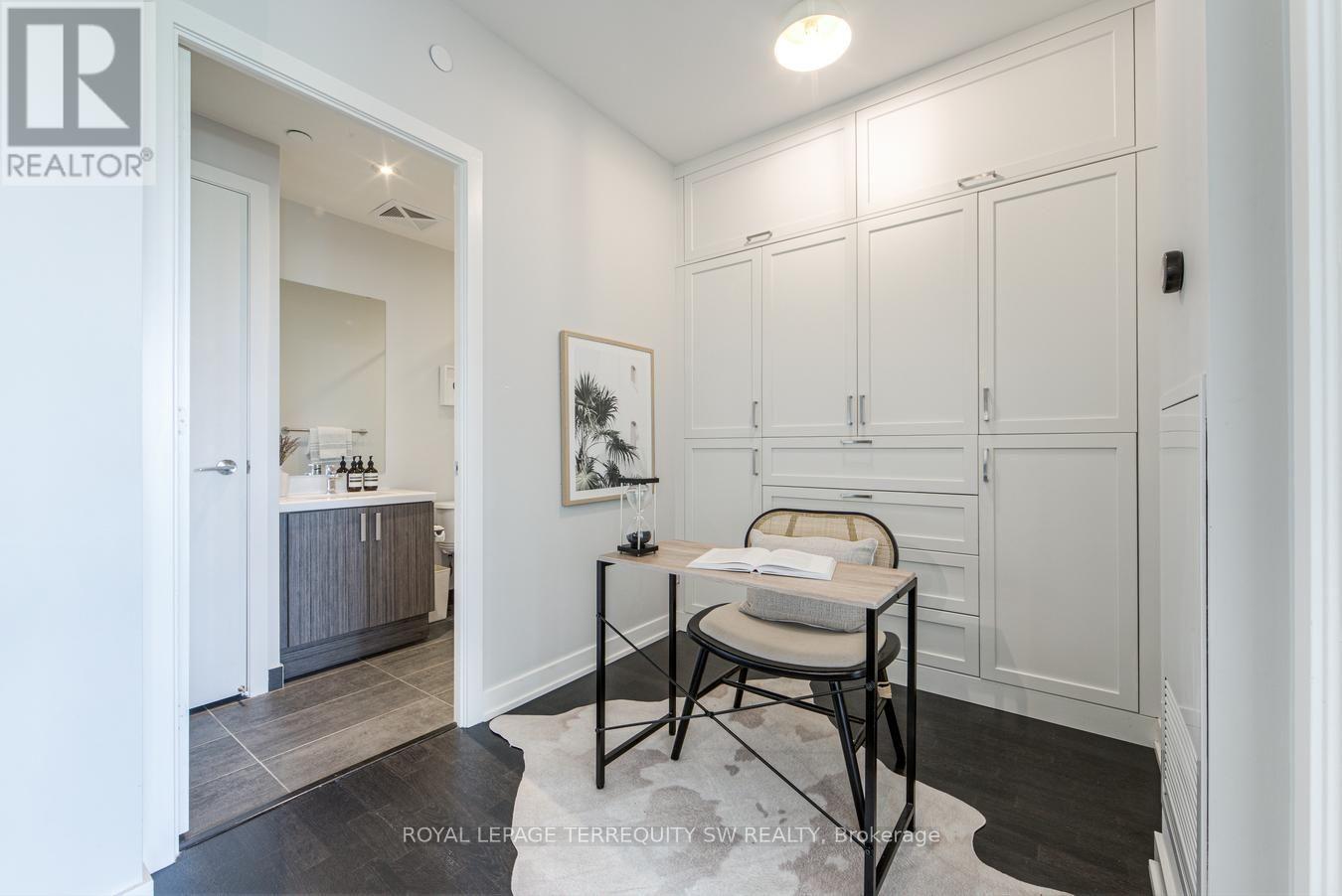 510 - 501 St. Clair Avenue W, Toronto, Ontario  M5P 0A2 - Photo 7 - C13723834