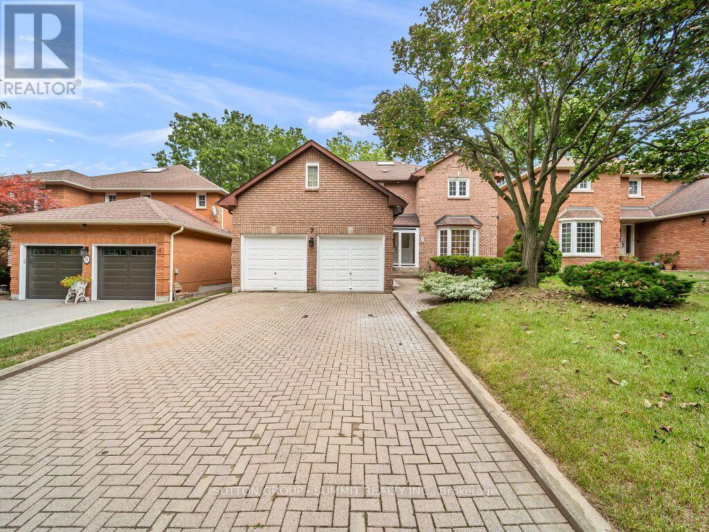 7 Winding Court, Toronto, Ontario  M1C 4X2 - Photo 3 - E13723750