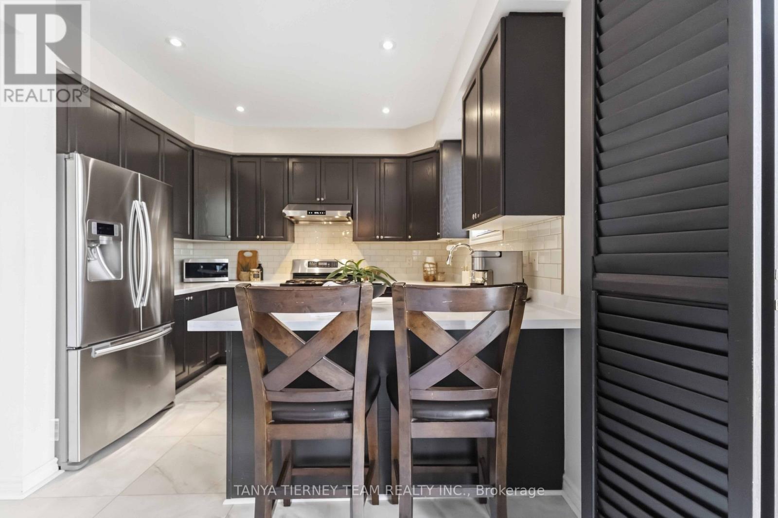 26 Chiswick Avenue, Whitby, Ontario  L1M 0E1 - Photo 13 - E13723766