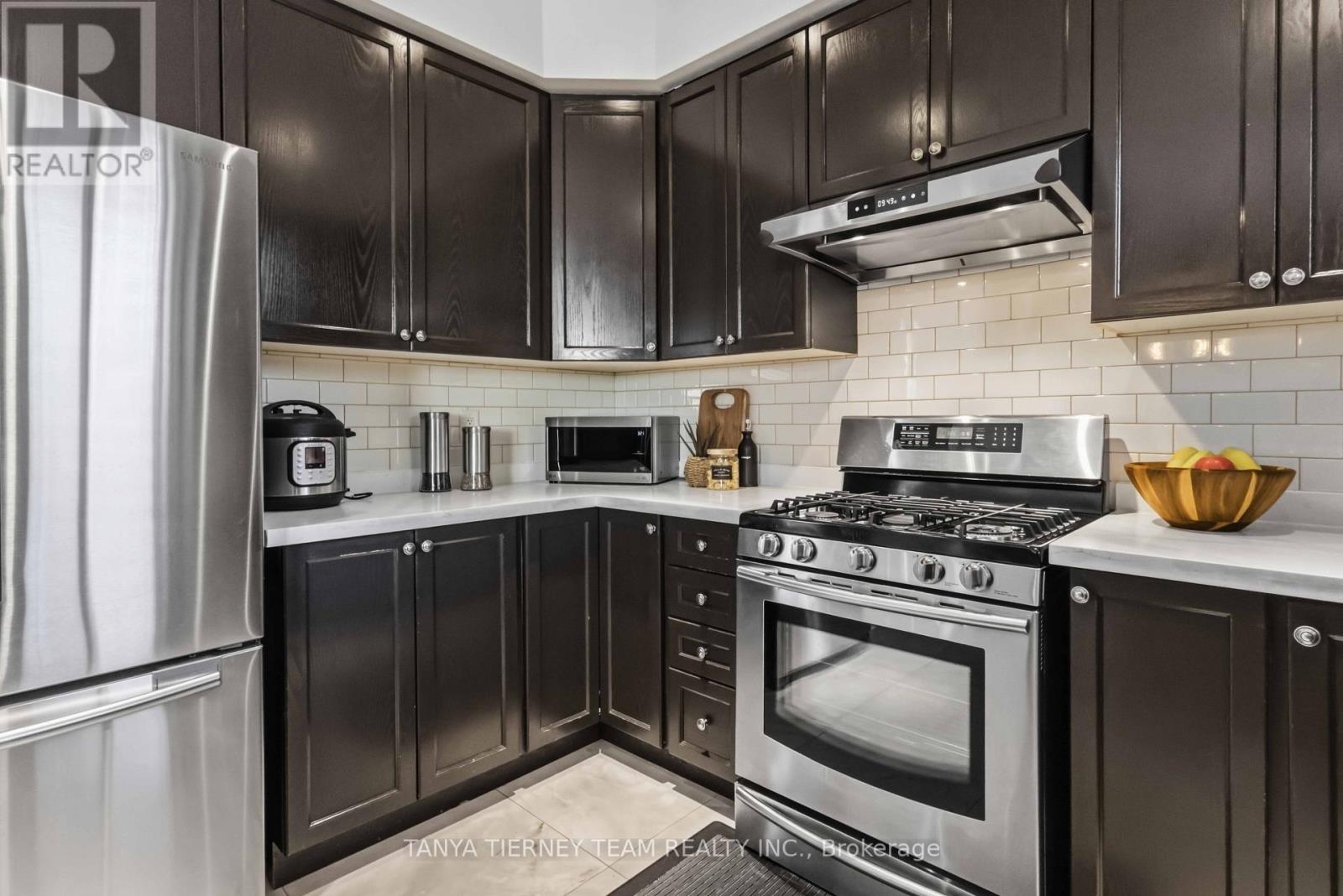 26 Chiswick Avenue, Whitby, Ontario  L1M 0E1 - Photo 17 - E13723766