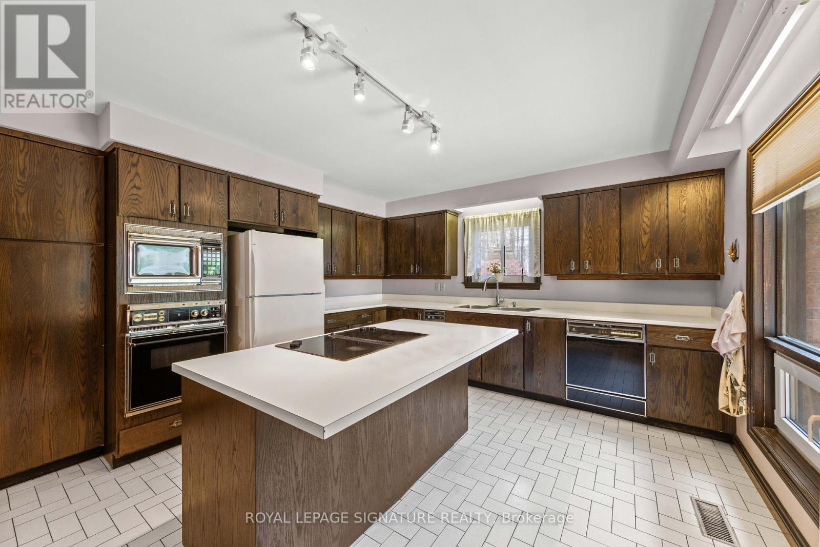2600 Kennedy Road, Toronto, Ontario  M1T 3H1 - Photo 16 - E13723822