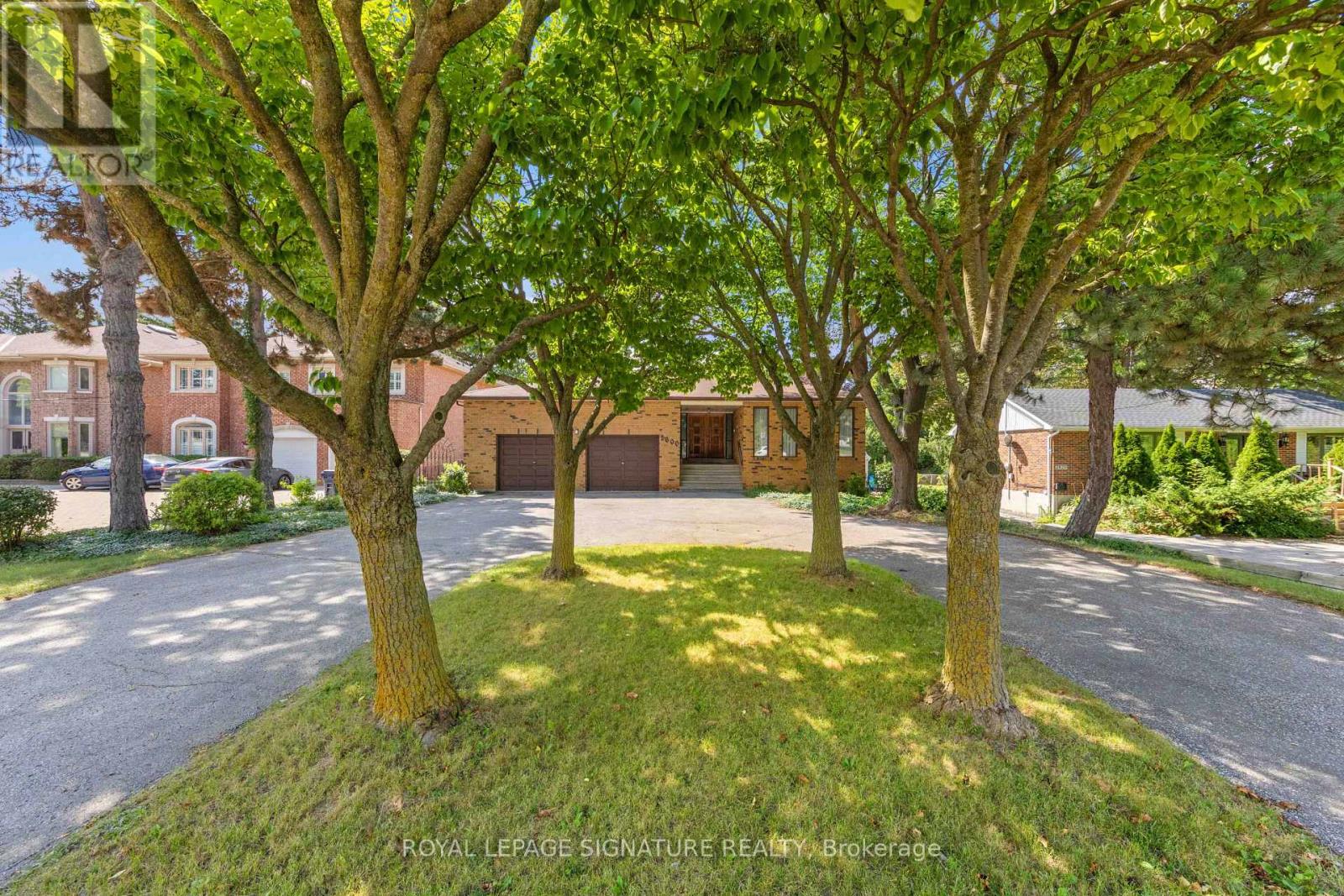 2600 Kennedy Road, Toronto, Ontario  M1T 3H1 - Photo 3 - E13723822