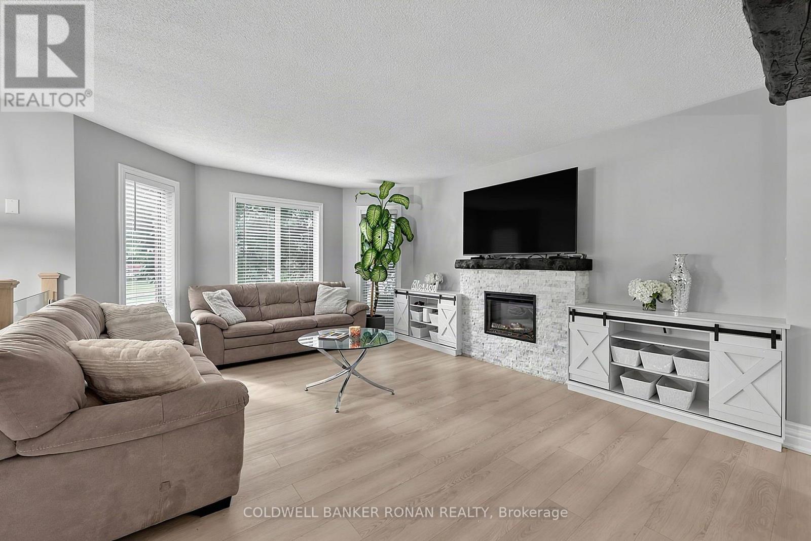 57 Pine Park Boulevard, Adjala-Tosorontio (Everett), Ontario  L0M 1J0 - Photo 13 - N13723756