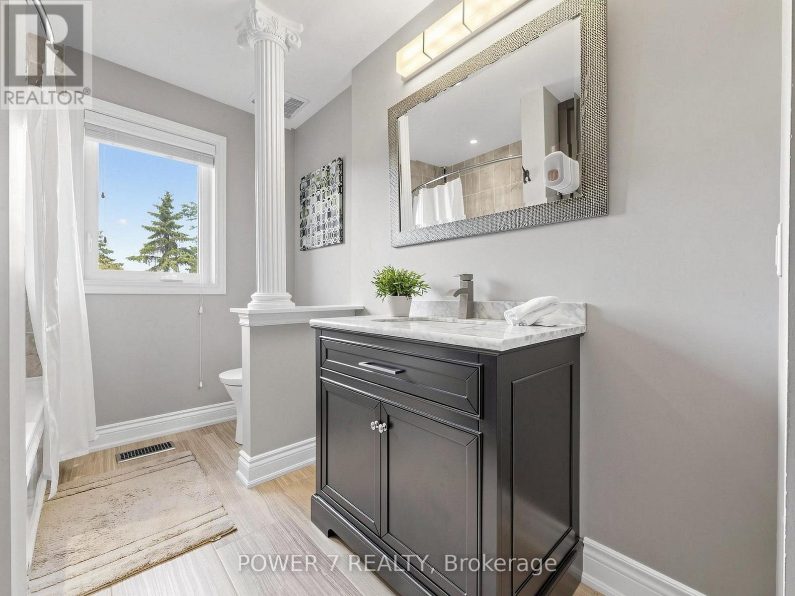 315 North Lake Road, Richmond Hill, Ontario  L4E 3A2 - Photo 30 - N13723778