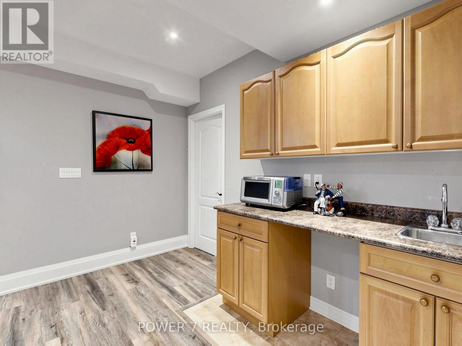 315 North Lake Road, Richmond Hill, Ontario  L4E 3A2 - Photo 42 - N13723778