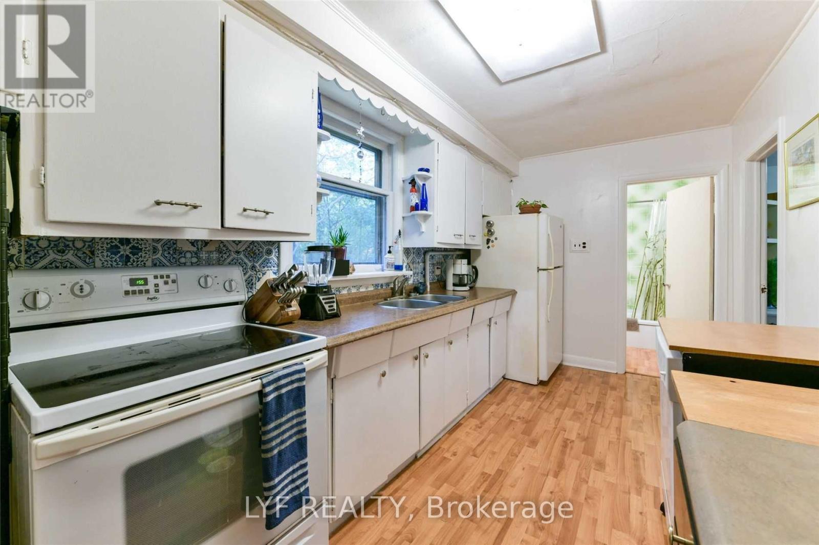Rm 1 - 173 Maple Avenue, Richmond Hill, Ontario  L4C 2J1 - Photo 10 - N13723880