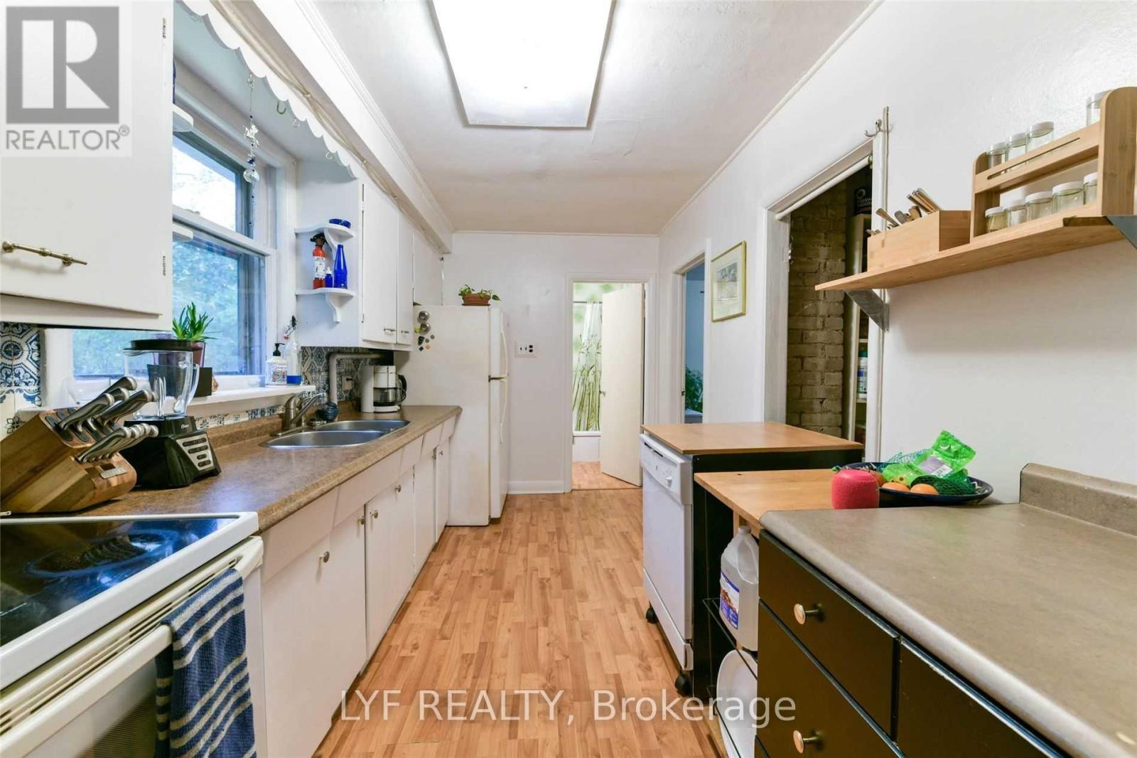 Rm 1 - 173 Maple Avenue, Richmond Hill, Ontario  L4C 2J1 - Photo 11 - N13723880