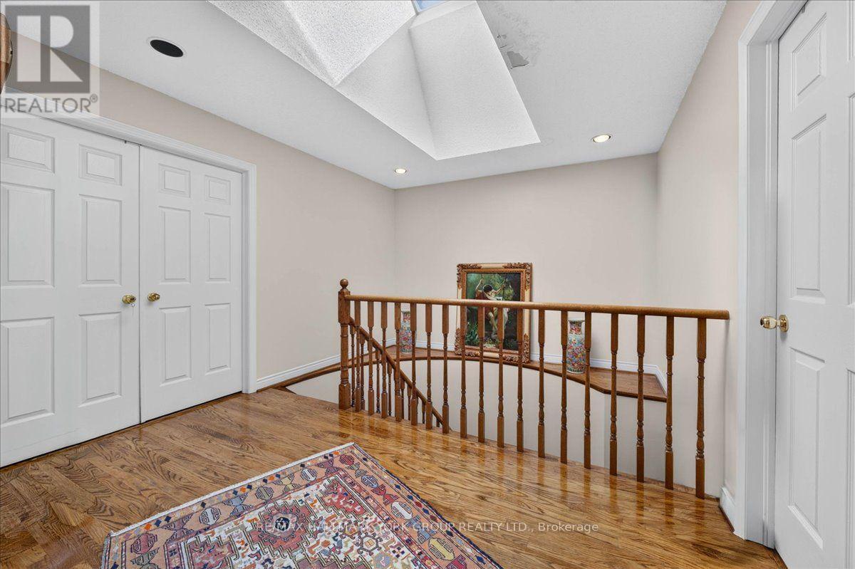96 Townsgate Drive, Vaughan, Ontario  L4J 8A4 - Photo 19 - N13723940
