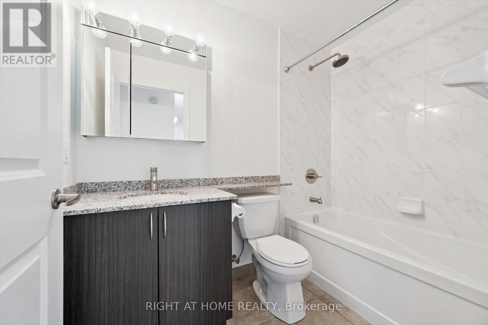 113 - 50 Via Rosedale Way, Brampton, Ontario L6R 3Z6 - Photo 31 - W13164794