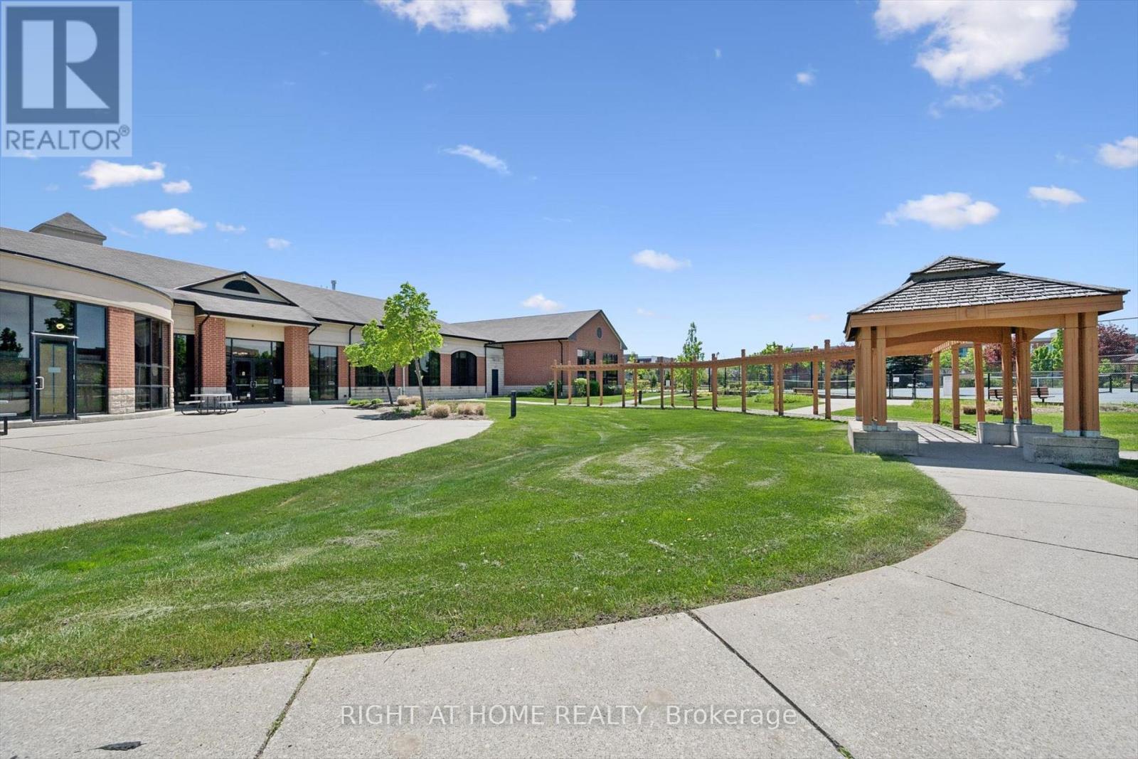 113 - 50 Via Rosedale Way, Brampton, Ontario L6R 3Z6 - Photo 42 - W13164794
