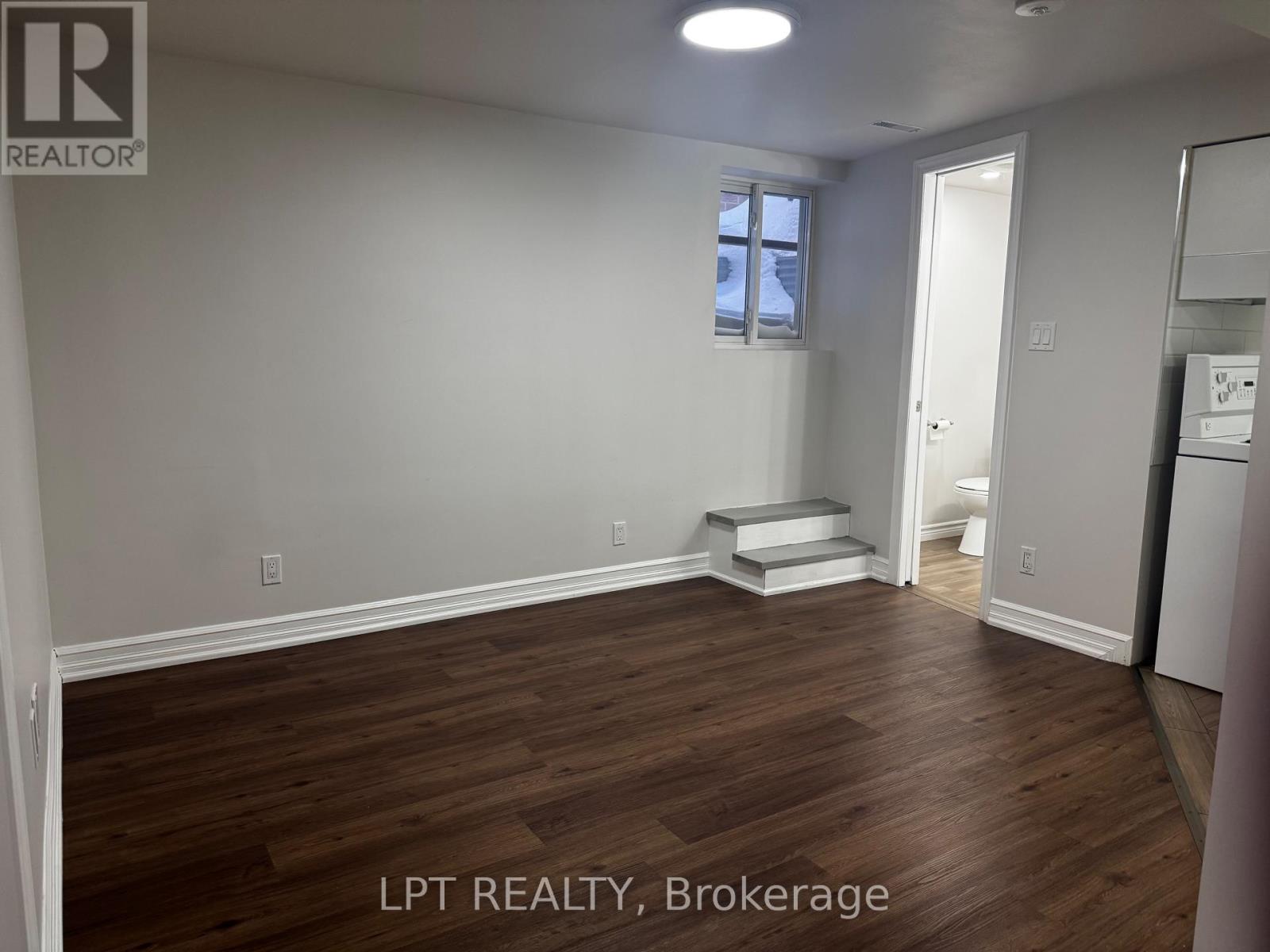 17 Alabaster Drive, Brampton, Ontario  L6V 4E5 - Photo 8 - W13723752