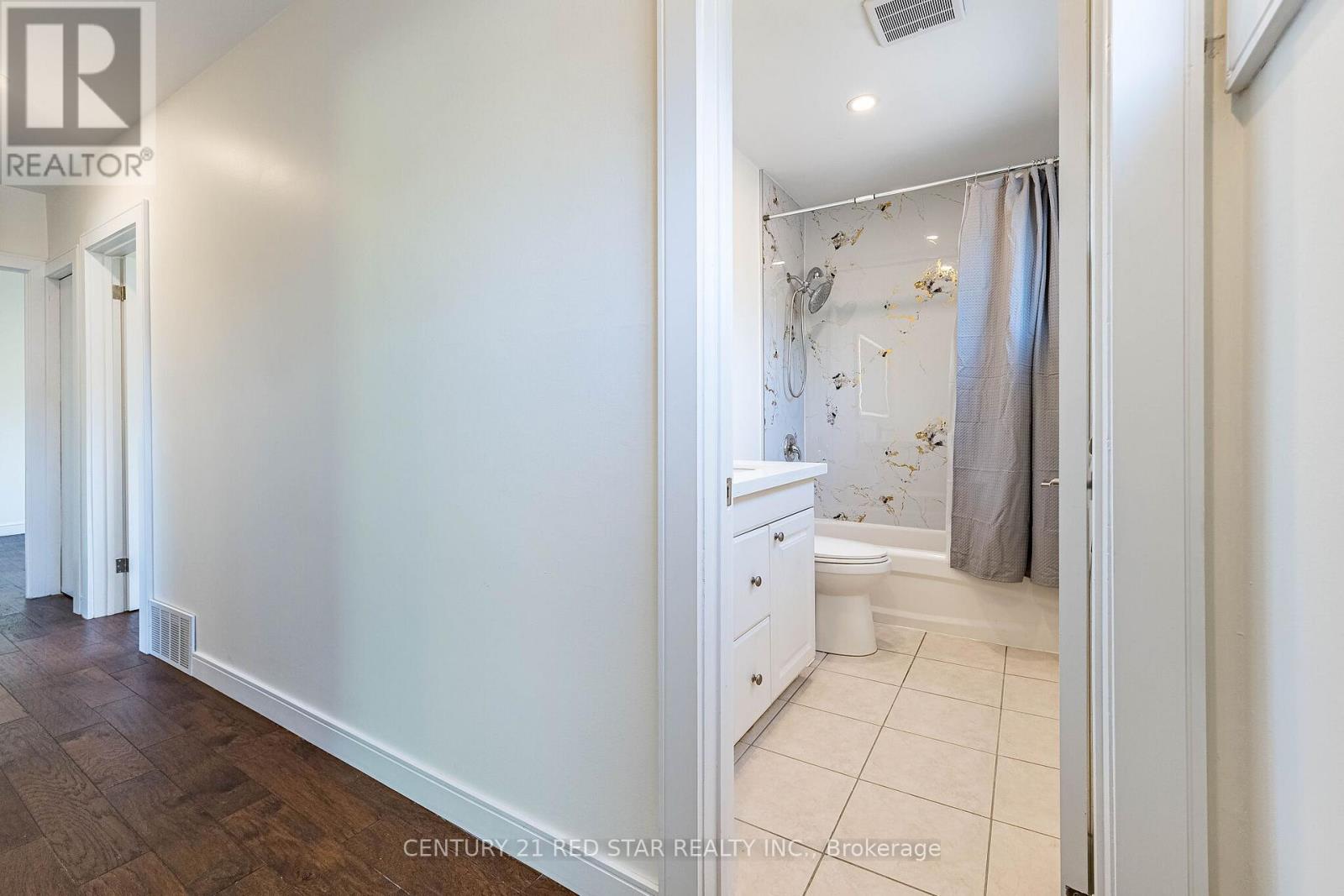 42 Broadfield Drive, Toronto, Ontario  M9C 1L7 - Photo 21 - W13723772
