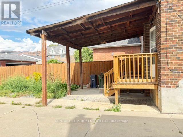 Main Floor Unit - 540 Old Weston Road, Toronto, Ontario  M6N 3B1 - Photo 2 - W13723788