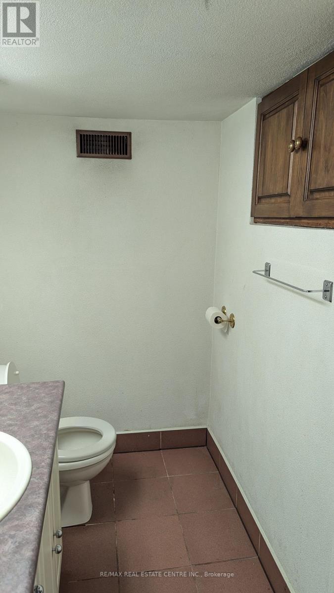 1289 Weston Road, Toronto, Ontario  M6M 4R2 - Photo 38 - W13723878