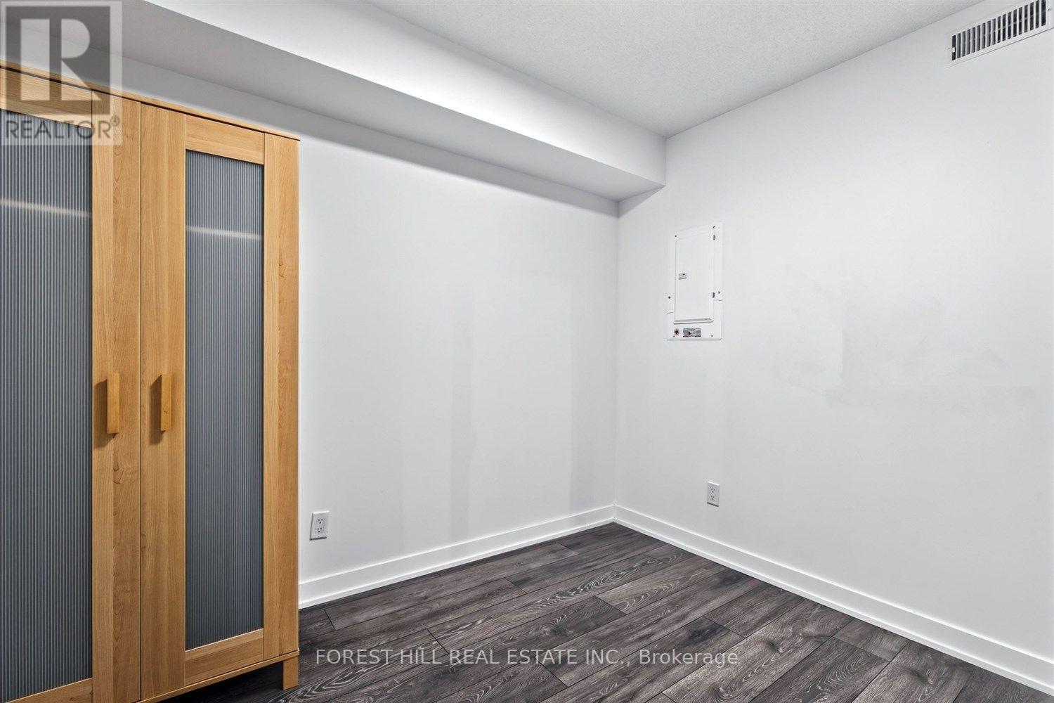 B427 - 1119 Cooke Boulevard, Burlington, Ontario  L7T 0C7 - Photo 18 - W13723892