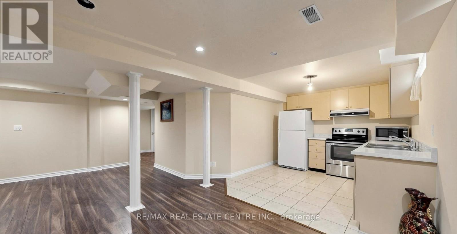 5937 Summerside Drive, Mississauga, Ontario  L5M 6K8 - Photo 24 - W13723902