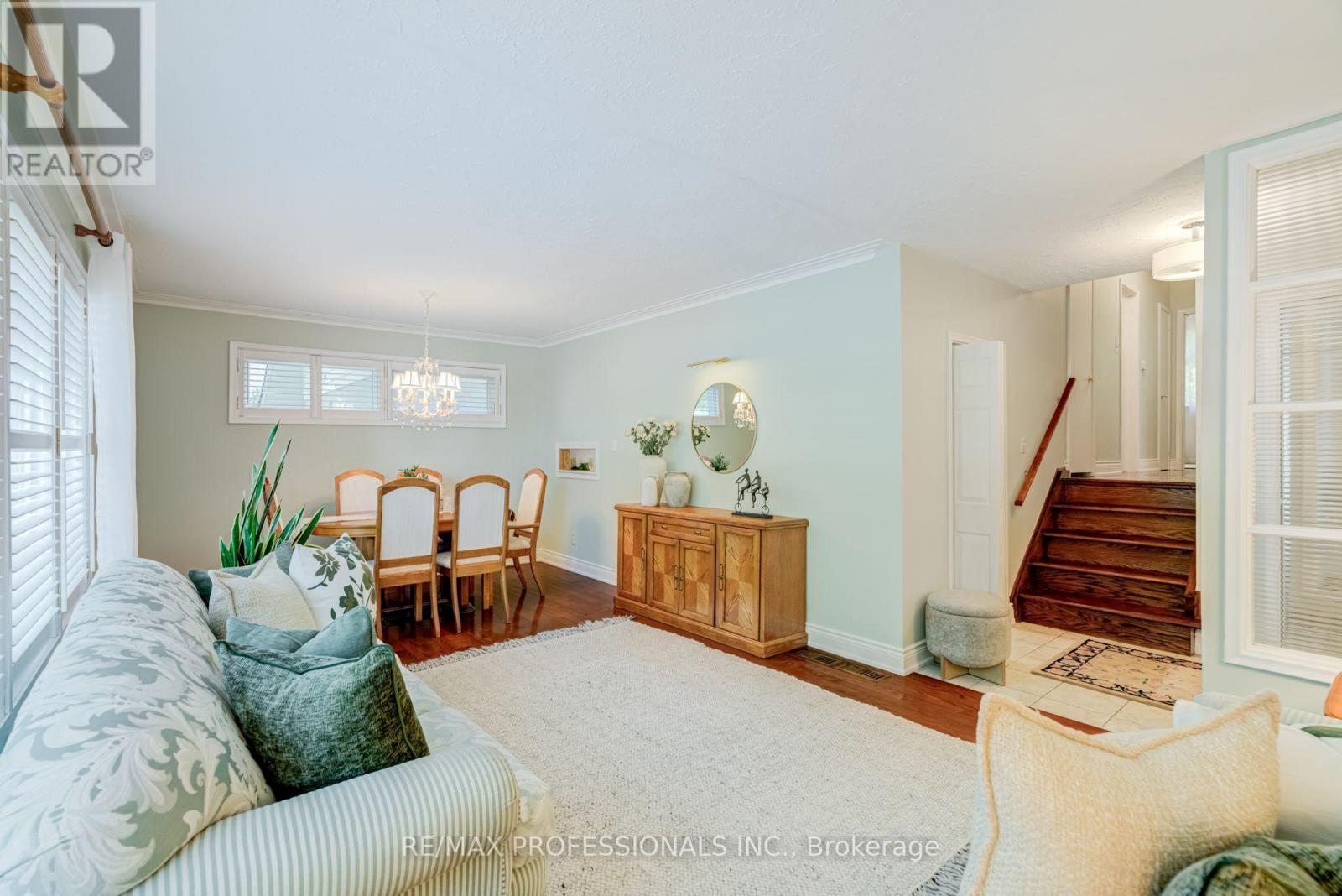 48 Genthorn Avenue, Toronto, Ontario  M9W 2S9 - Photo 12 - W13723908