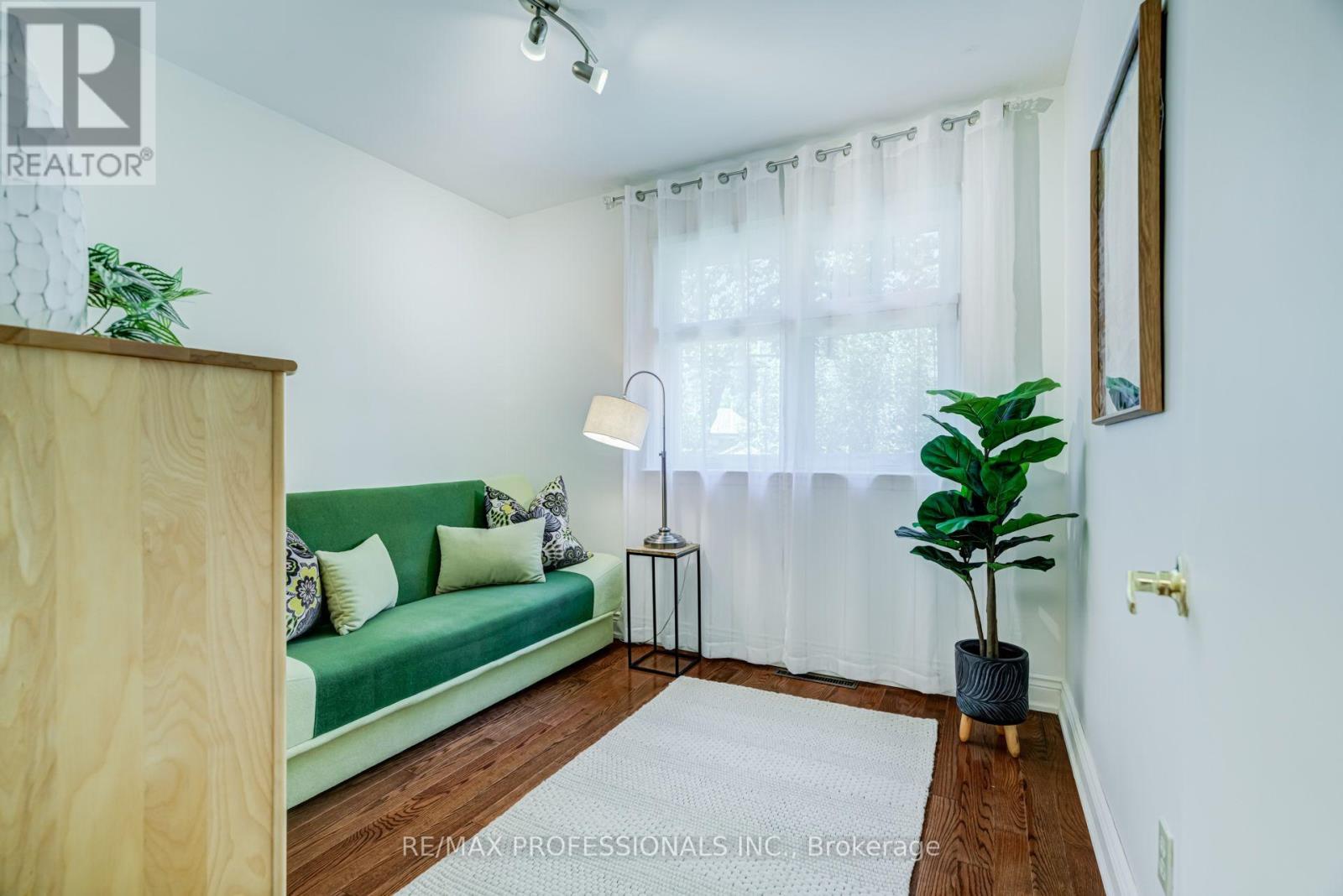 48 Genthorn Avenue, Toronto, Ontario  M9W 2S9 - Photo 30 - W13723908