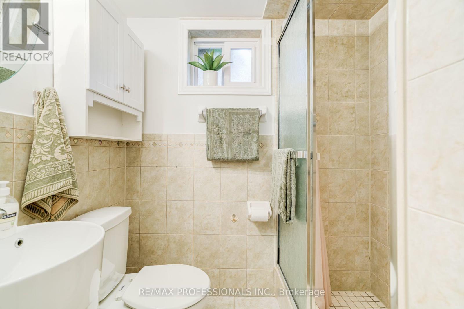 48 Genthorn Avenue, Toronto, Ontario  M9W 2S9 - Photo 39 - W13723908