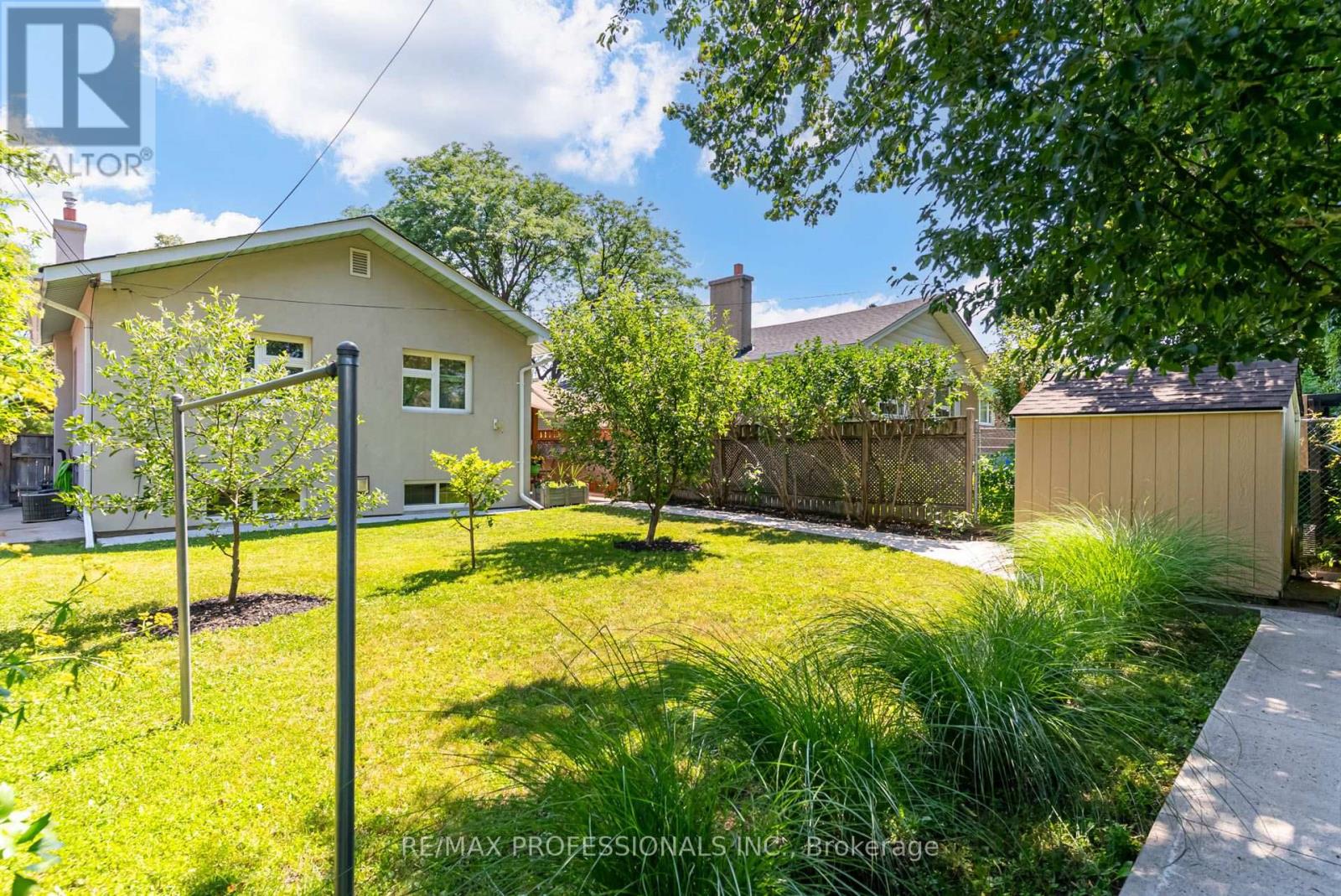 48 Genthorn Avenue, Toronto, Ontario  M9W 2S9 - Photo 46 - W13723908