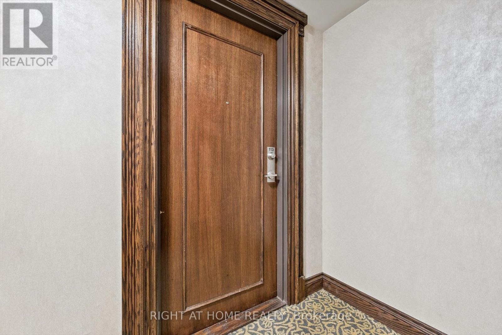 113 - 50 Via Rosedale Way, Brampton, Ontario L6R 3Z6 - Photo 4 - W13164794
