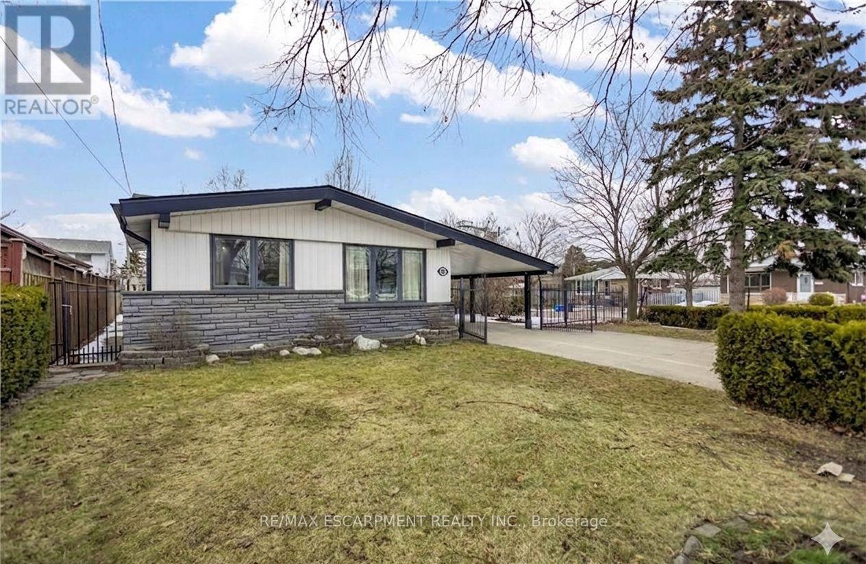 85 Ranchdale Drive, Hamilton, Ontario  L8V 2L9 - Photo 2 - X13054974